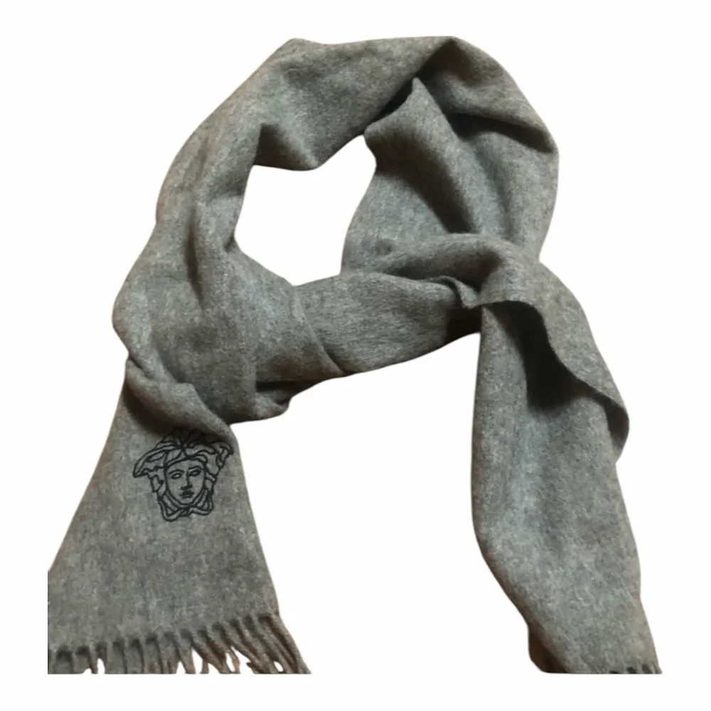 Authentic Versace Pure New Wool Scarf Gray Medusa Italy Unisex